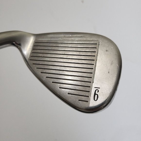 Callaway Ladies 2002 Big Bertha Single 9-Iron Right-Handed Graphite Shaft 34.5"L - Picture 4 of 10